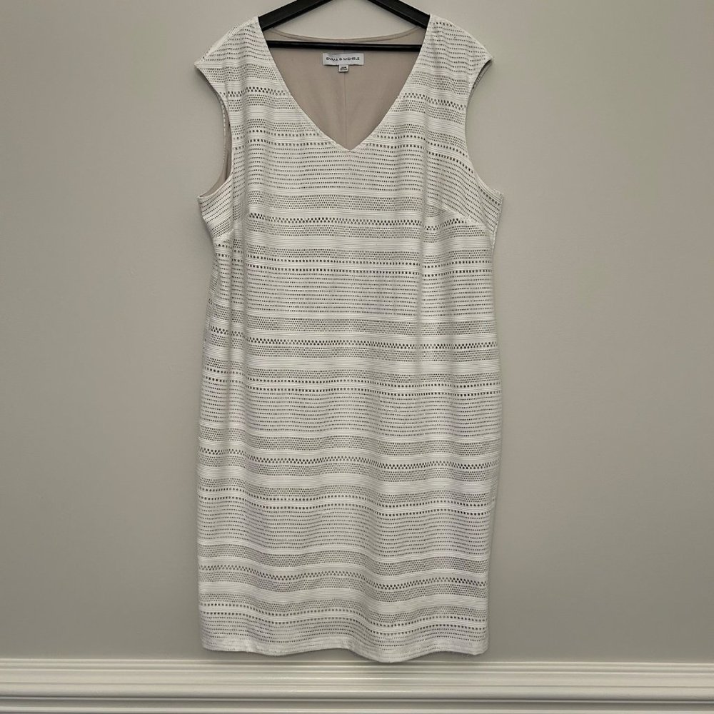 Emma & Michele Eyelet Plus Size Sleeveless V Neck Shift Dress White Size 22W